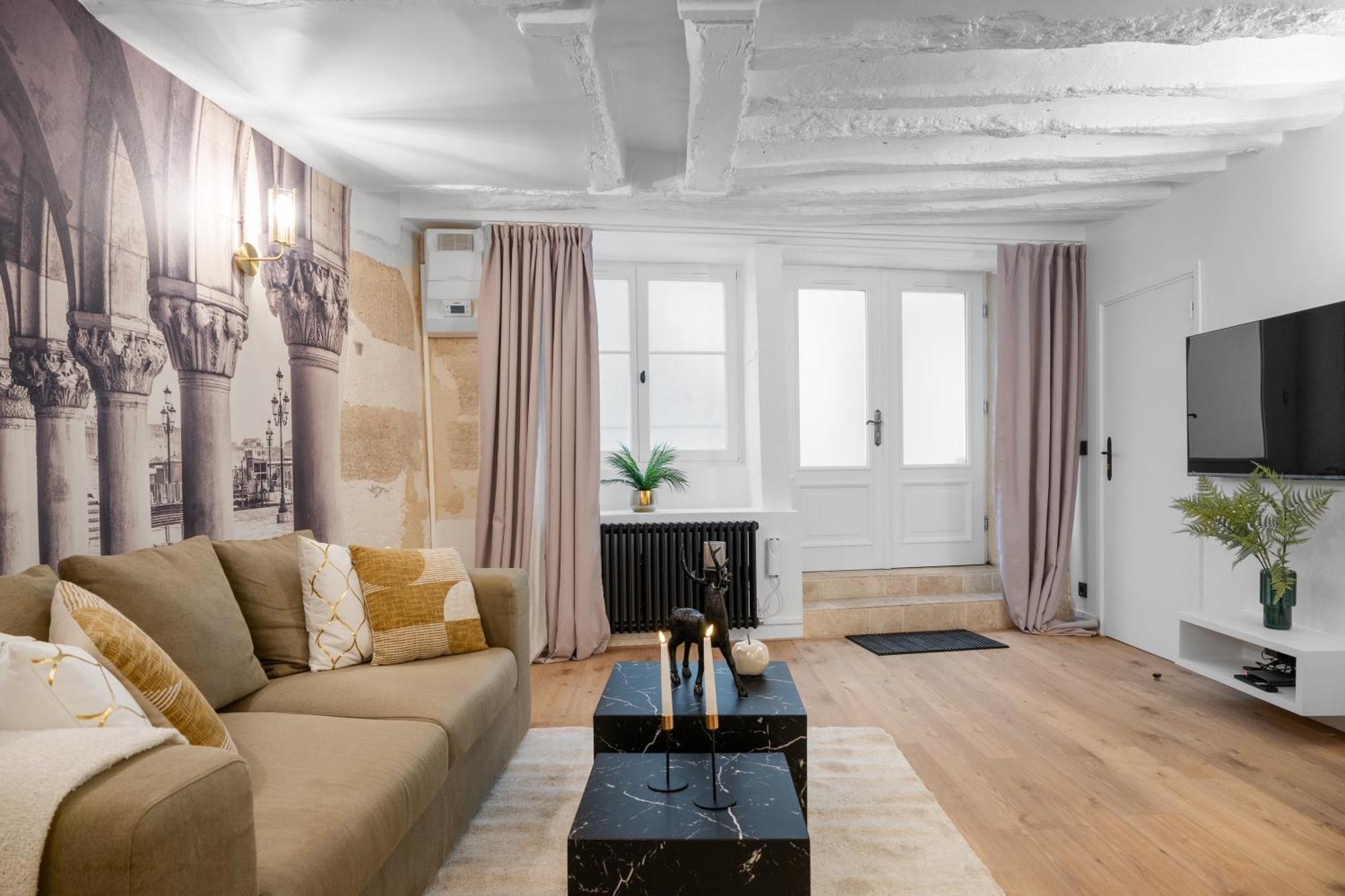 Appartement Cosy A 9 Min A Pied De La Cathedrale Notre Dame Paris Dış mekan fotoğraf