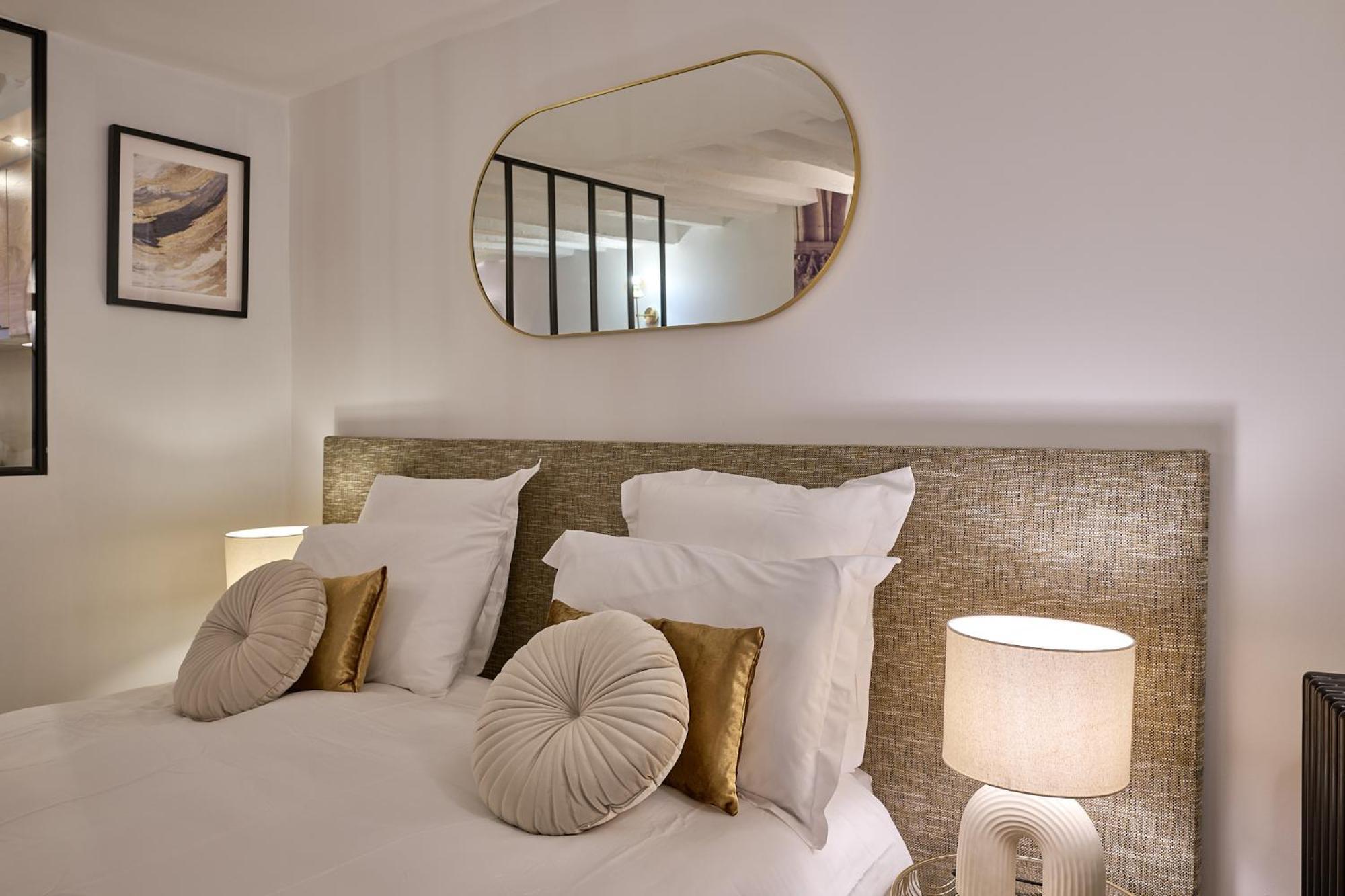 Appartement Cosy A 9 Min A Pied De La Cathedrale Notre Dame Paris Dış mekan fotoğraf